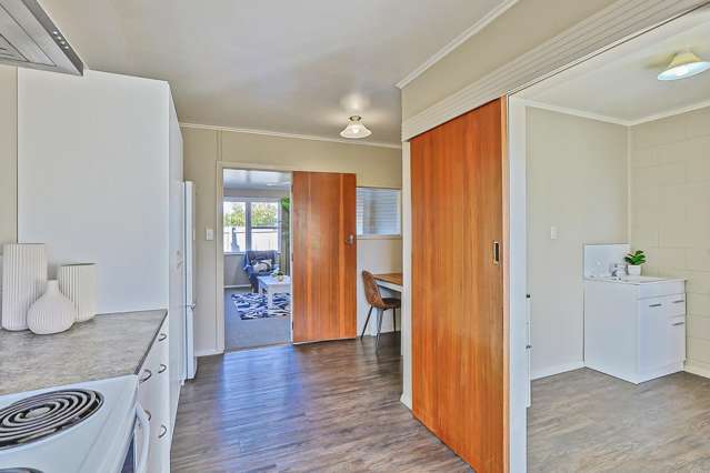 2/65 Middle Road Havelock North_4