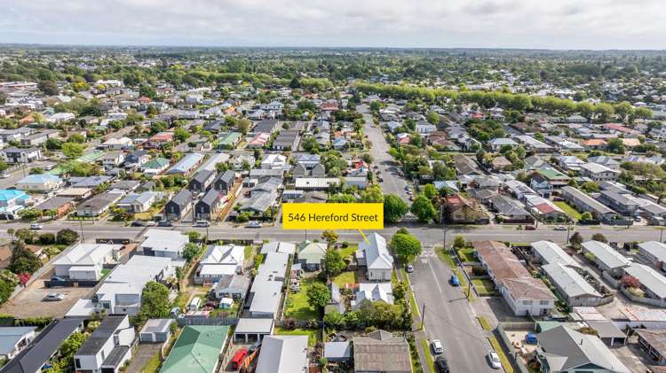 546 Hereford Street Linwood_15