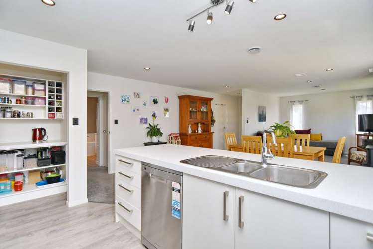 3 Catchpole Place Woodend_8