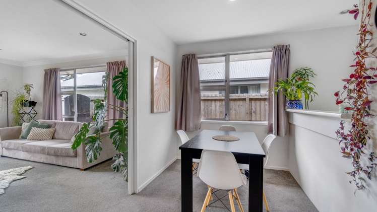 2/296B Wairakei Road Bryndwr_3