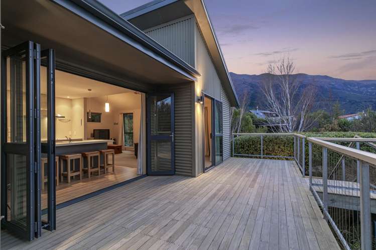 35 Parry Crescent Lake Hawea_12