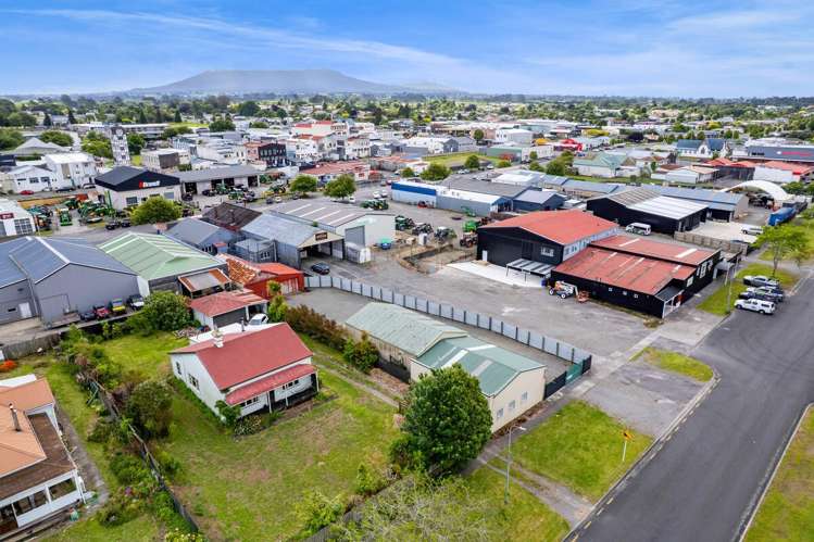 65 Orlando Street Stratford_19