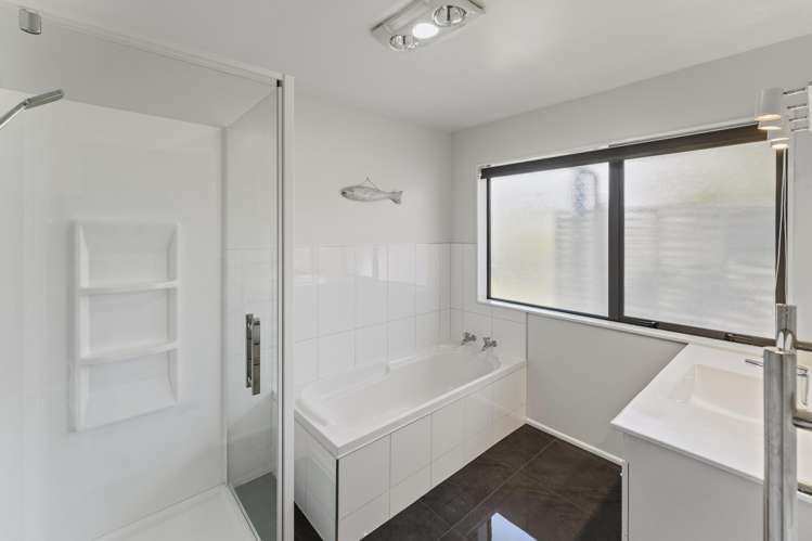 6 Heritage Crescent Richmond_19