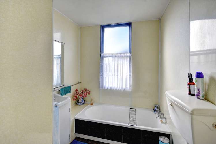 45 Church Street Mosgiel_15