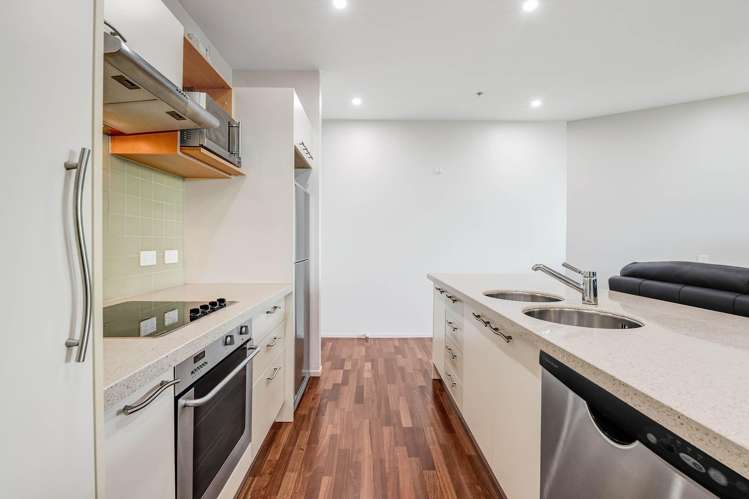 703/11 Tamariki Avenue Auckland_10