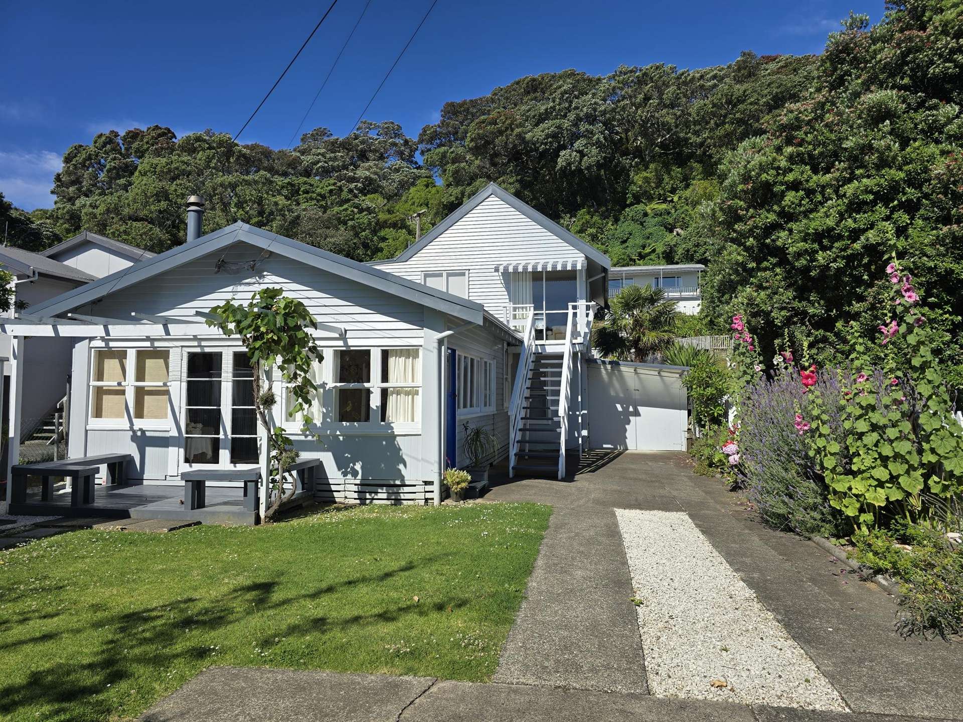 2 Aputa Avenue, Thames Coast Te Puru_0