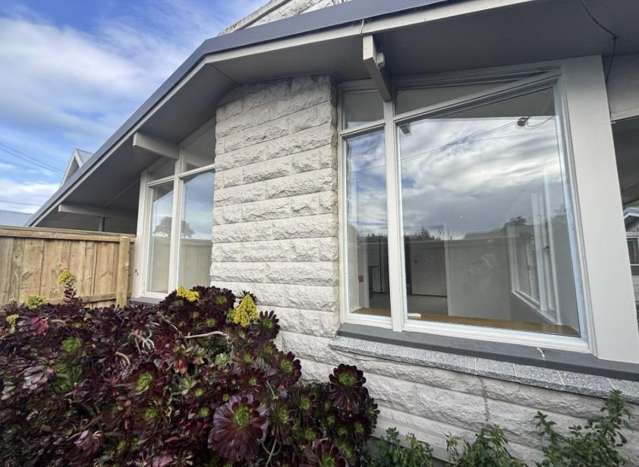 Sunny easy going 3 bed in the centre of town