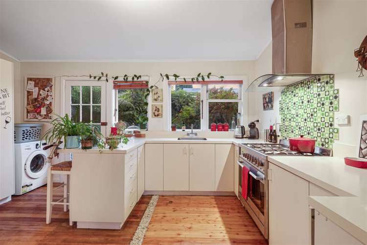 161 Kings Road Leithfield_6