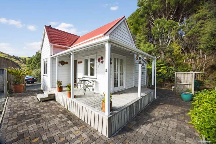 48 Krippner Road Puhoi_35