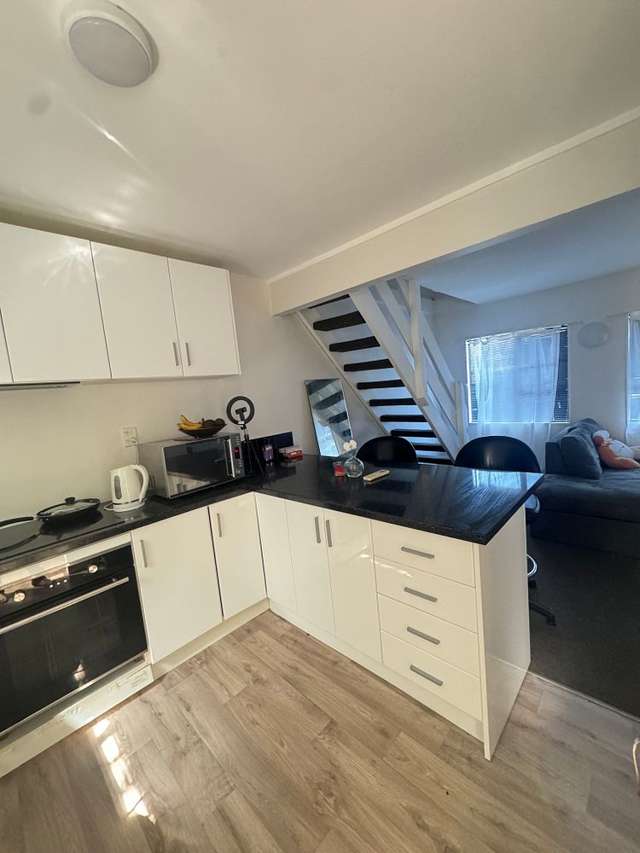 16B Chartwell Drive Crofton Downs_1