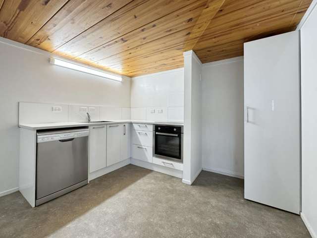 1/70A Tawa Road One Tree Hill_2