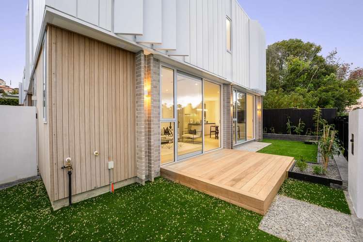76A-D Grand Drive Remuera_6