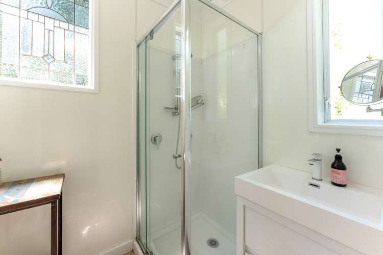 27 Kennedy Road Surfdale_10