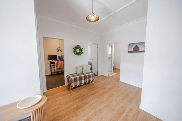39 Clifton Street Windsor_9