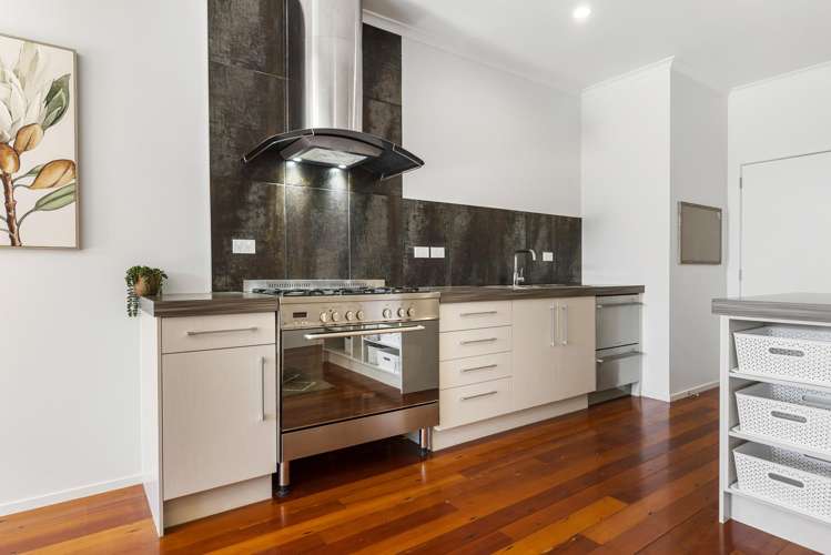 40 Columbia Crescent Beachlands_13