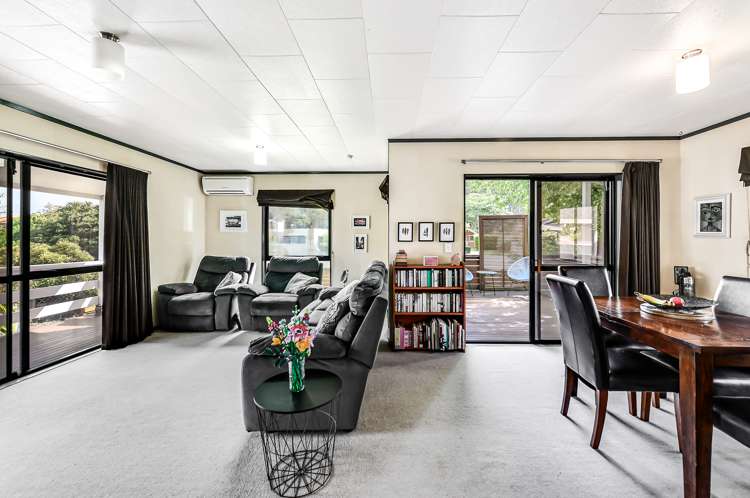 14 Oregon Crescent Glenview_6