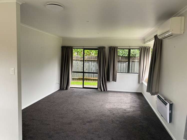 8 Hilliard Place Leamington_3