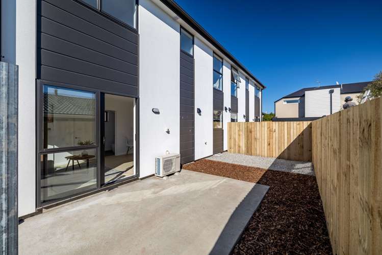 2/46 King Street Sydenham_12