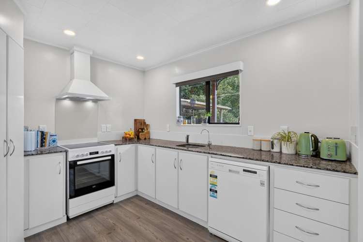 18 Fountain Place Beachville_5