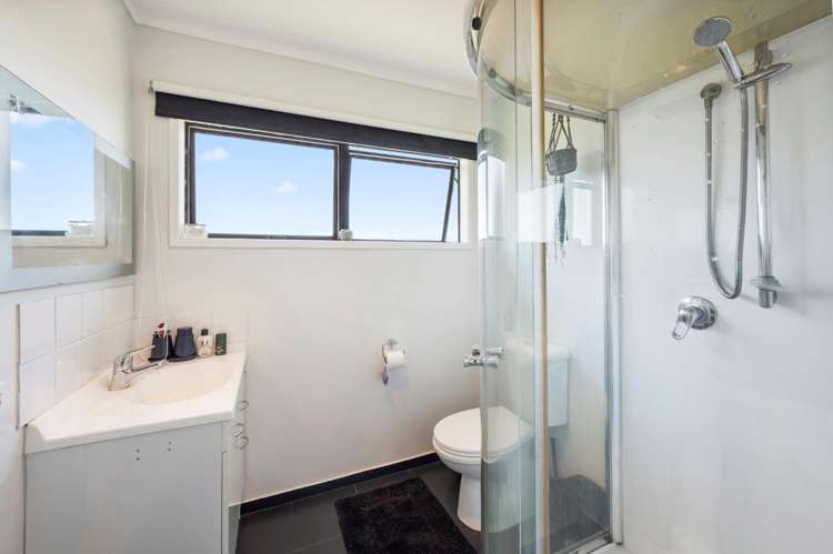 402 Apirana Road Horohoro_10