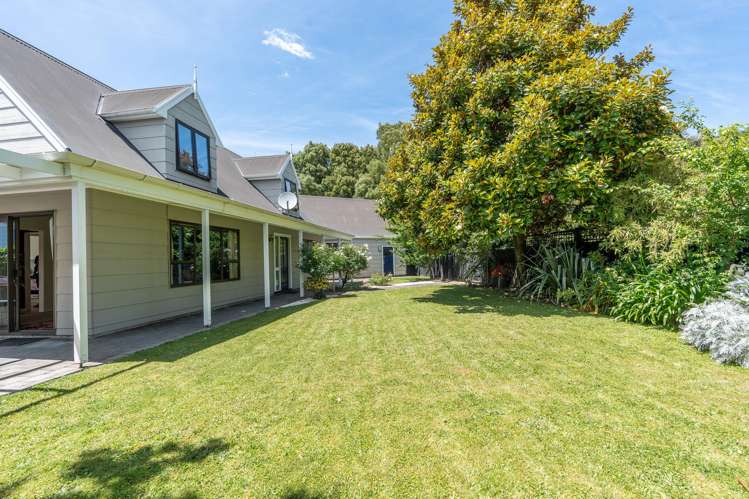 6 Chestnut Place Pukete_15