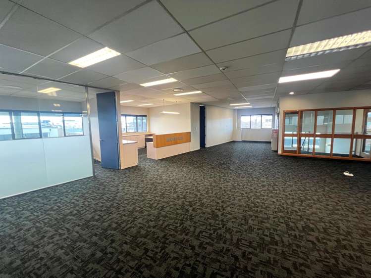48-50 Disraeli Street Addington_10