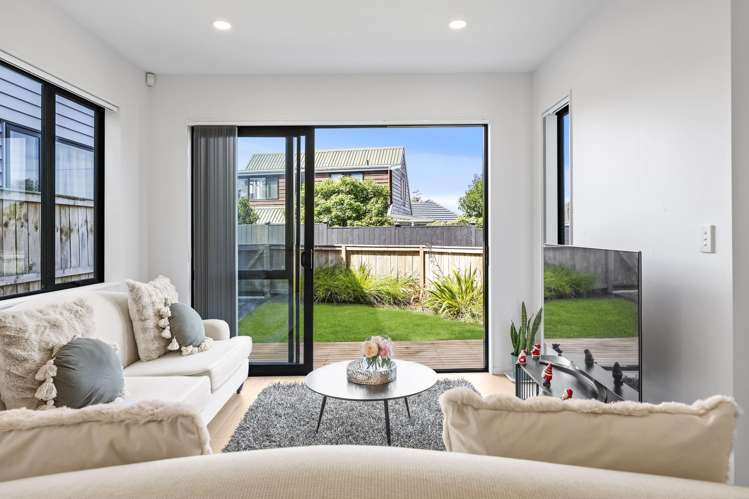 2/39 Lyndhurst Road Te Atatu South_7