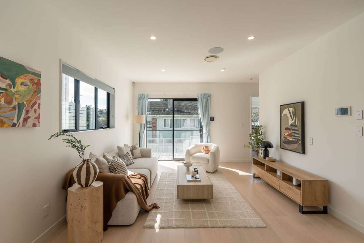 34B Esmonde Road_1