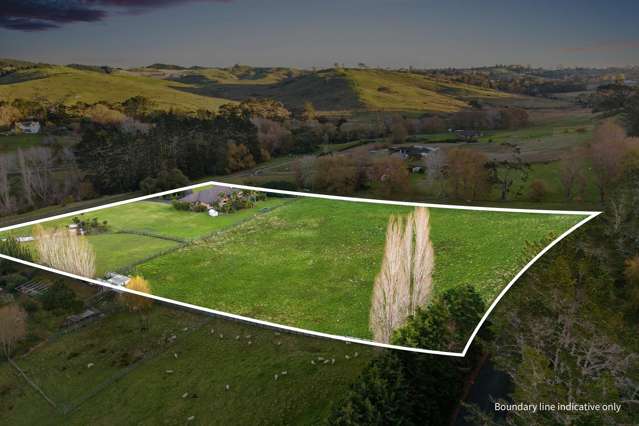2.1ha of Space. Quality Home. Motivated Sellers.