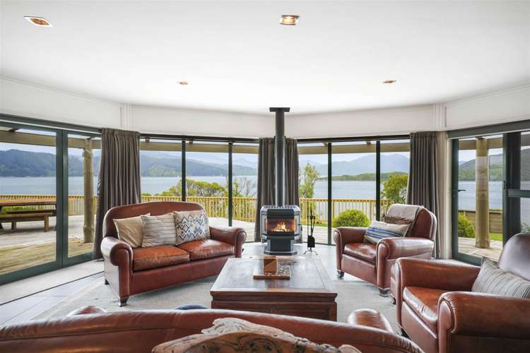 Ahitarakihi Bay Arapawa Island_11