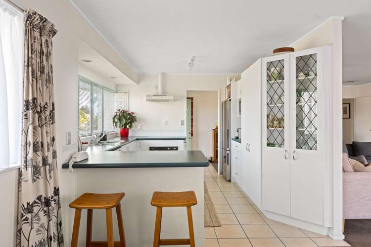 90 Lakeside Drive Orewa_6