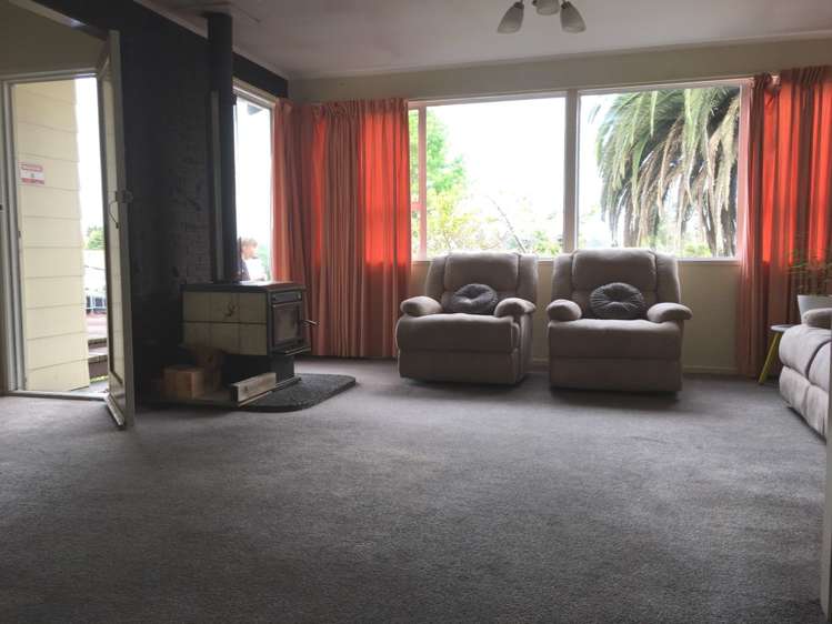 65 Captain Scott Road Glen Eden_2