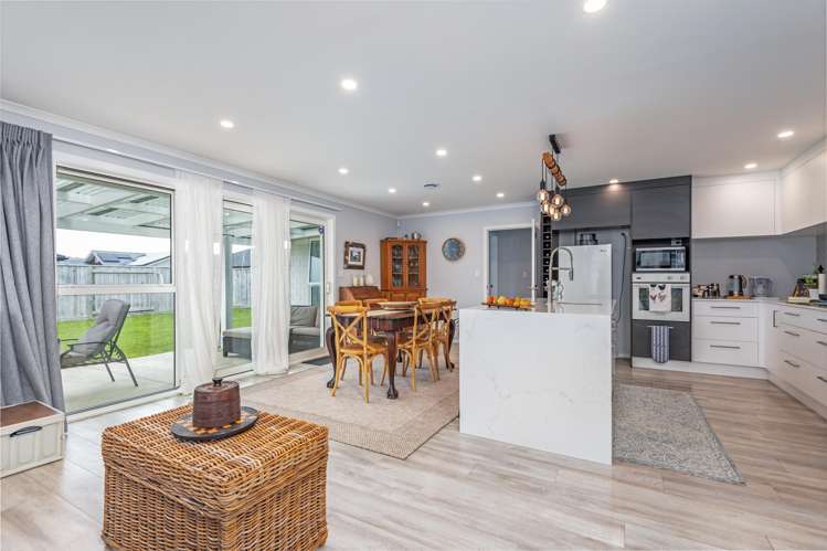 96 Johnstone Drive Fitzherbert_3