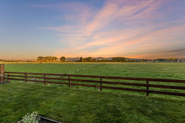 8 Ellerslie Lane Lincoln_24