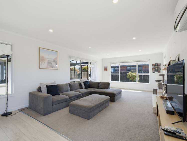 8 Woodham Drive Allenton_9