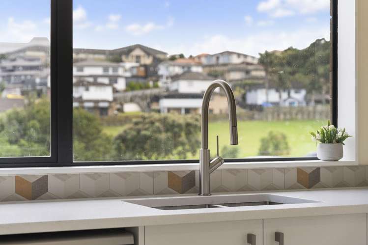 10 Mediterranean Way Goodwood Heights_12