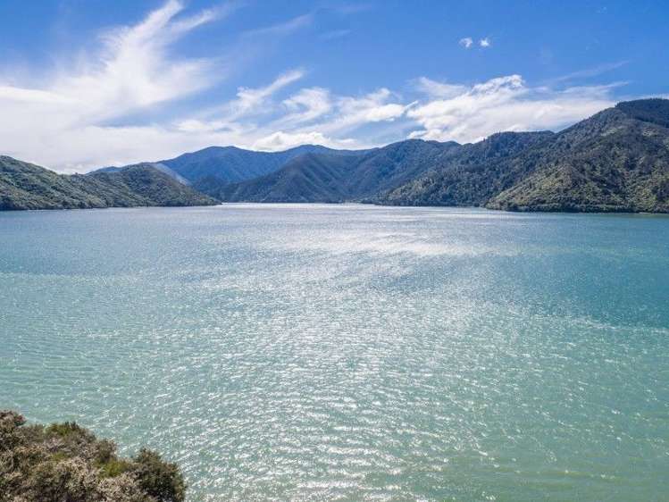 730 Moetapu Bay Road Anakiwa and Surrounds_12