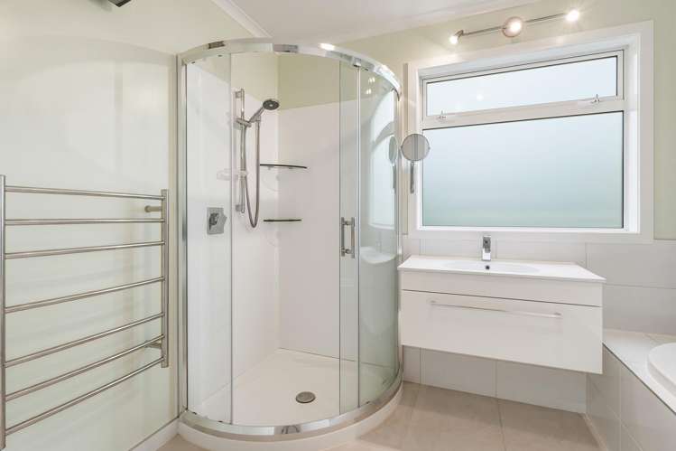2 Leyden Terrace Andersons Bay_24