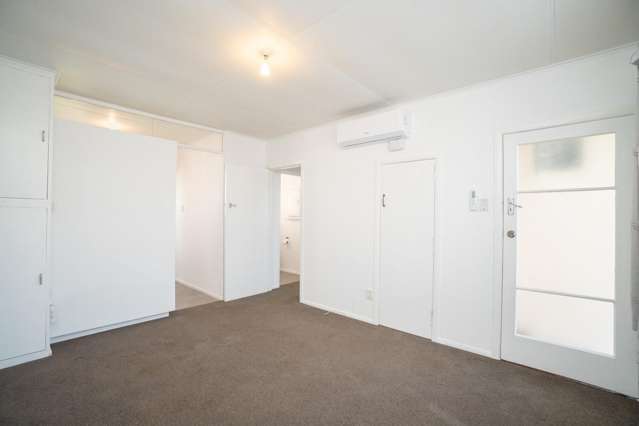 2/58 Weld Street Feilding_3