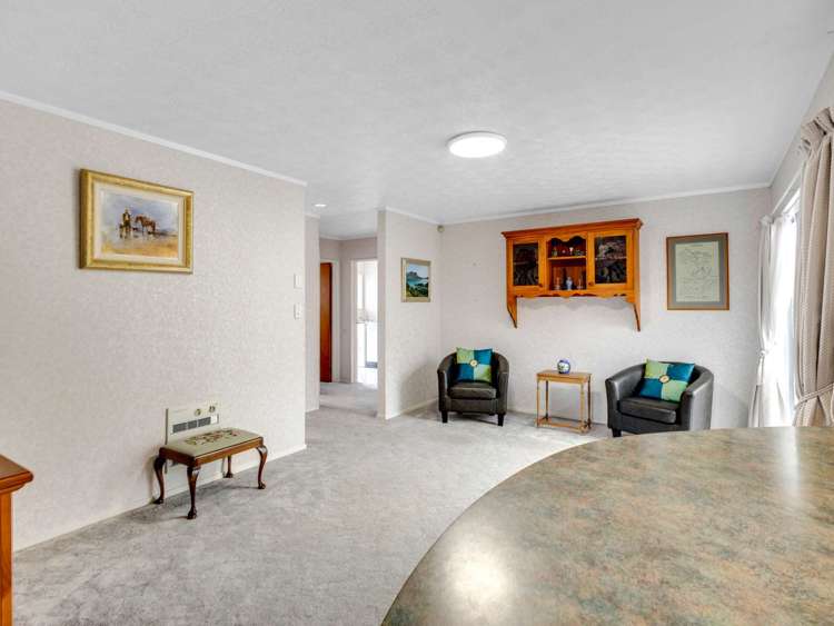 24 Webb Place Taradale_4