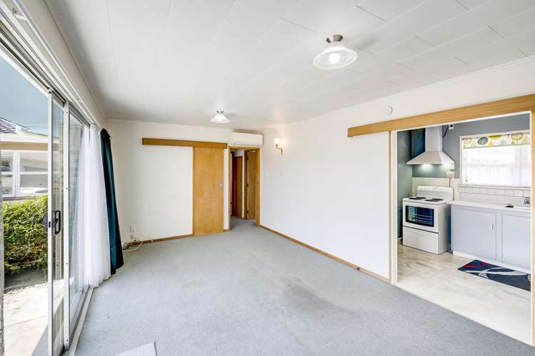 2/45 Riverbend Road Onekawa_17