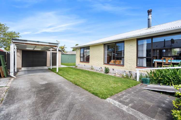 12 Cob Crescent Woolston_2