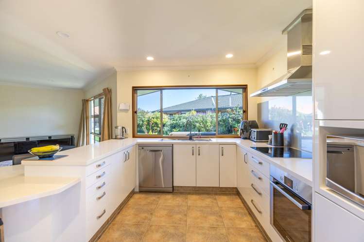 9 Knightsbridge Place Taradale_19