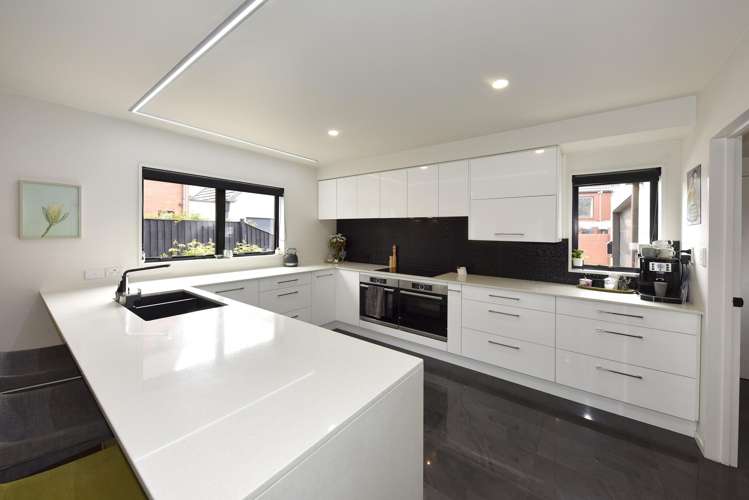 8 Haineswood Lane Sockburn_4