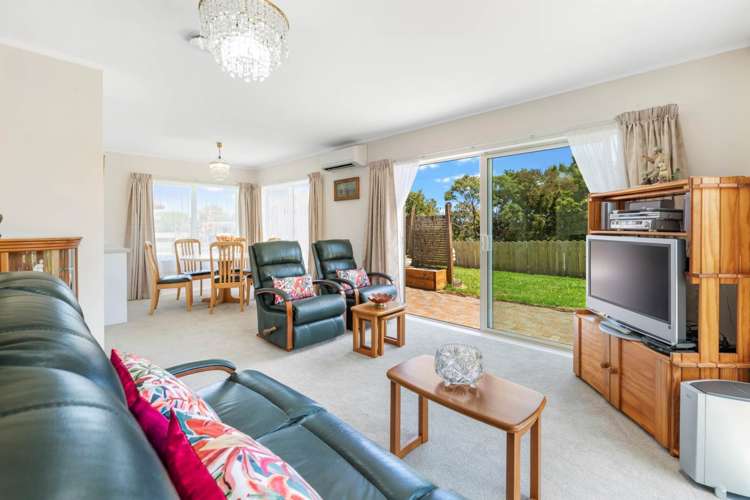 41 Davington Way Pakuranga Heights_10