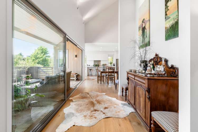 10 Avignon Place Fairhall_16