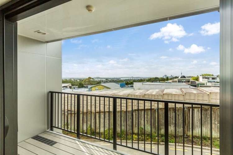 9/241 Hinemoa Street Birkenhead_2