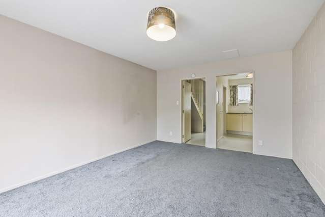 2/17 Percy Street Phillipstown_2