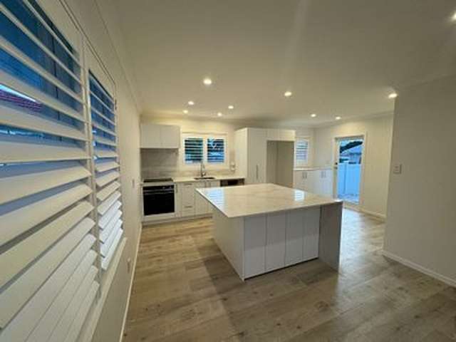 117 Vodanovich Road Te Atatu South_2