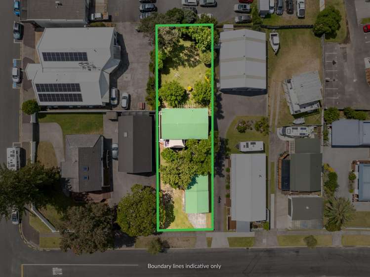 100 Charleston Avenue Whangamata_31